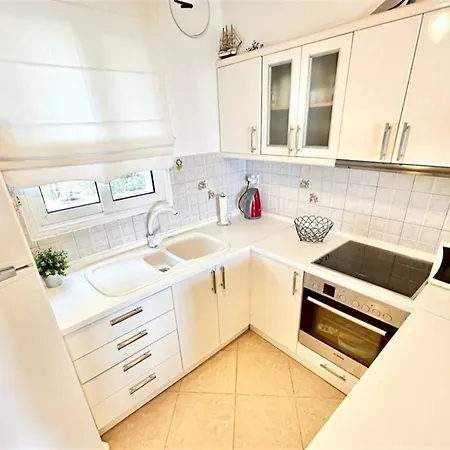 Toula Fourka 3 Bedrooms 8 Guests Skála Foúrkas