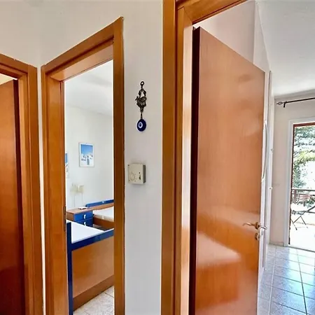 Toula Fourka 3 Bedrooms 8 Guests וילה