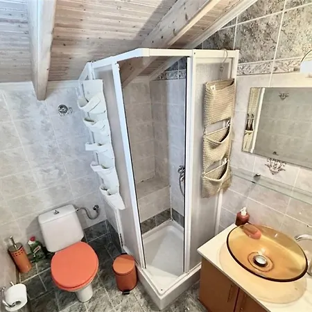 Toula Fourka 3 Bedrooms 8 Guests וילה Skála Foúrkas