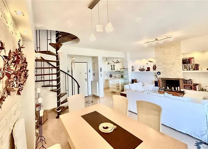 Toula Fourka 3 Bedrooms 8 Guests *